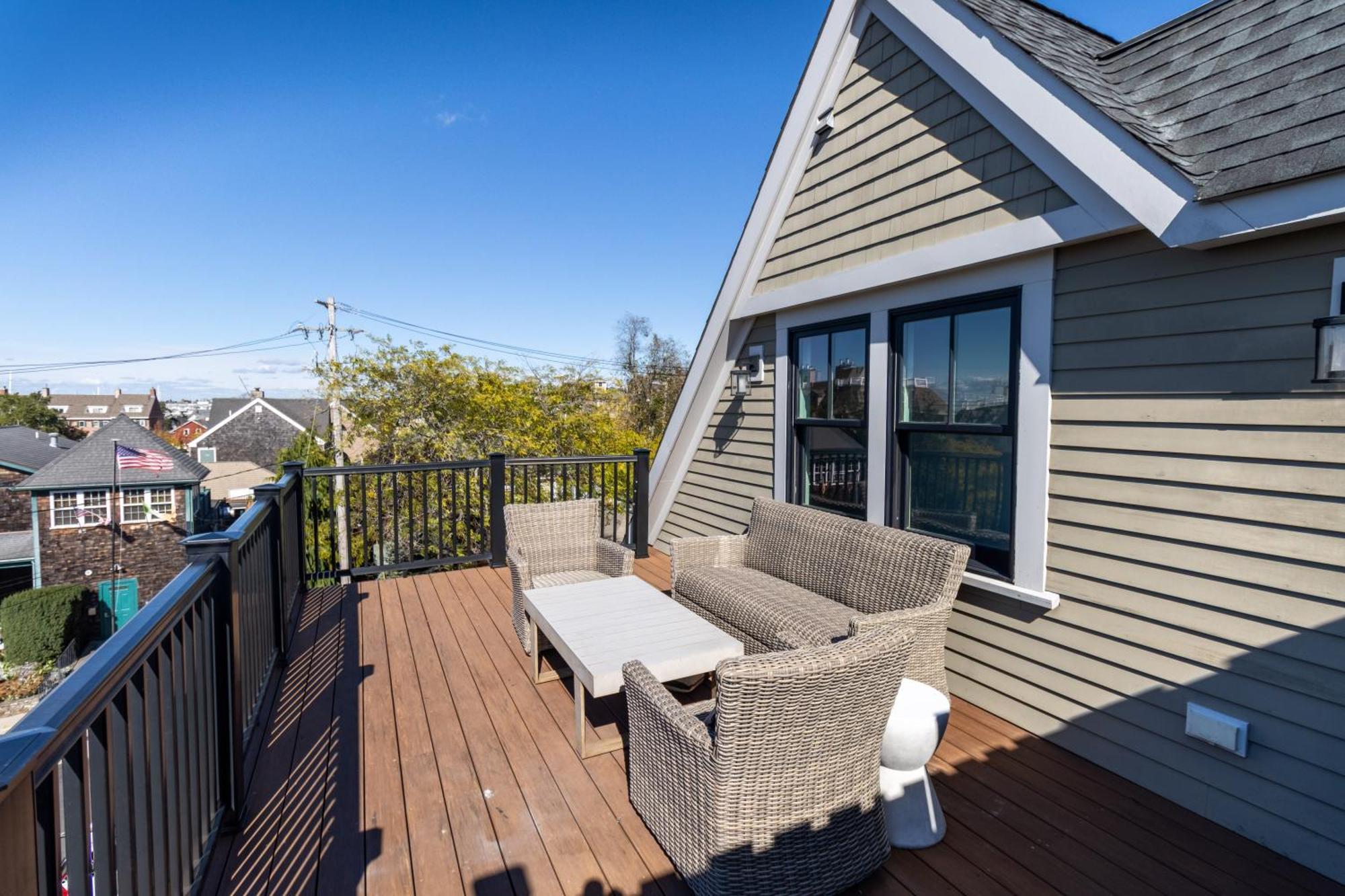 The Newport Lofts - 595 Thames Street Villa ภายนอก รูปภาพ