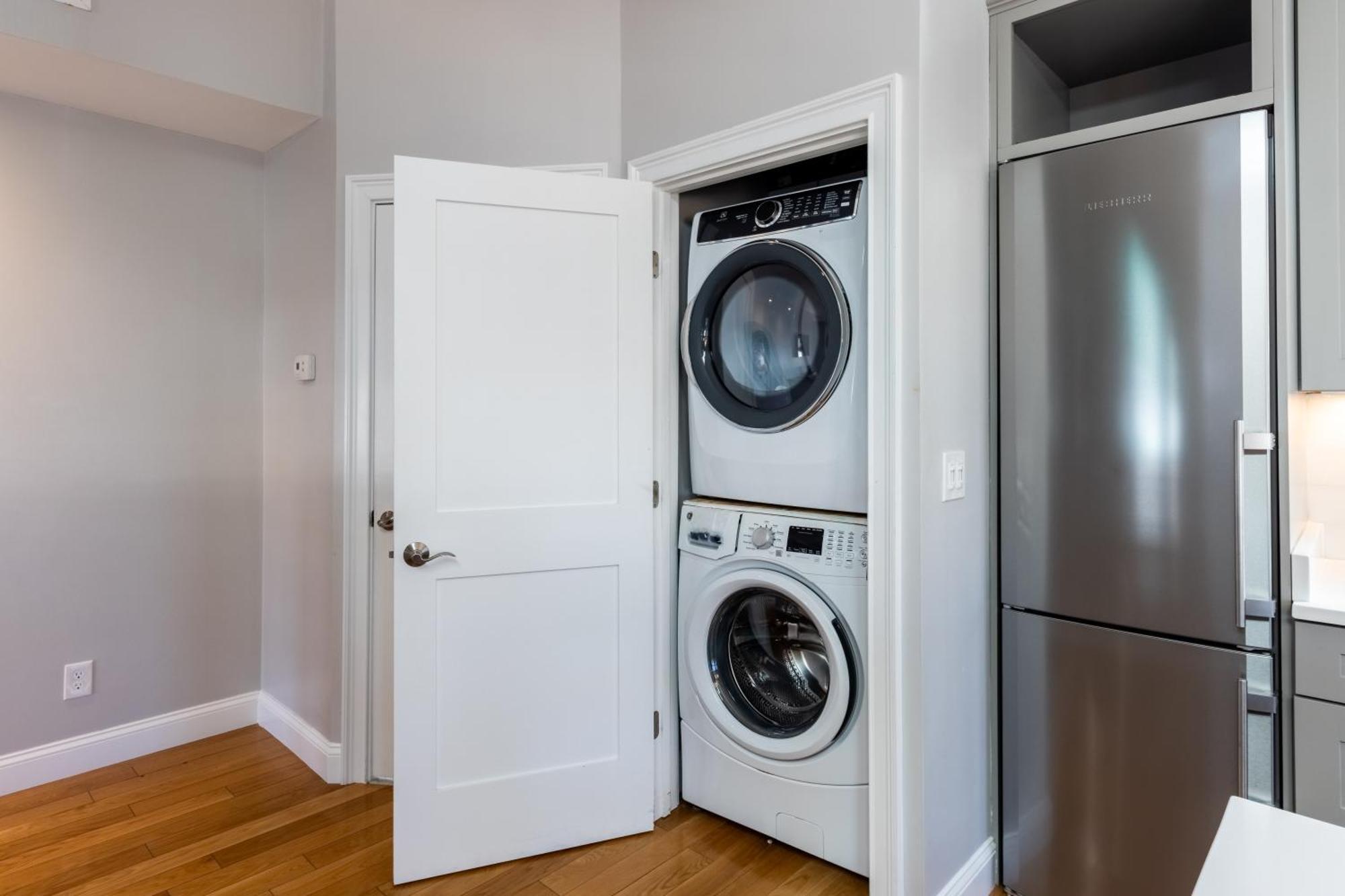 The Newport Lofts - 595 Thames Street Villa ภายนอก รูปภาพ